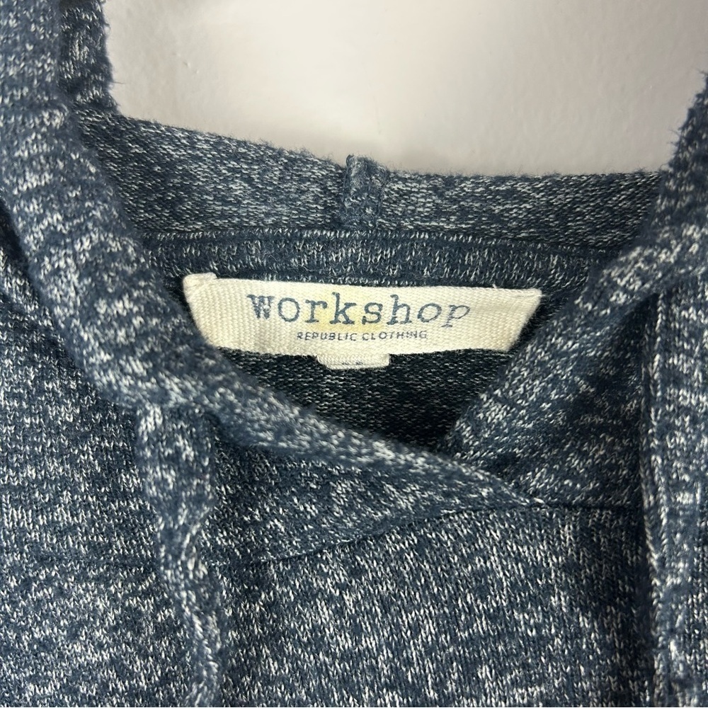 Workshop Republic Clothing Long Sleeves Blue Hoodie Size Medium - Picture 3 of 9